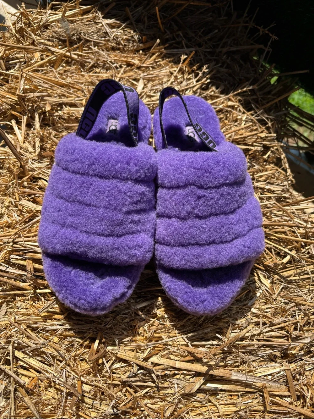 UGG Kids Purple Fuzzy Slide Sandals with Logo Strap Size 6